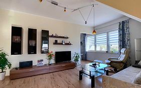 Ferienwohnung im roten Haus